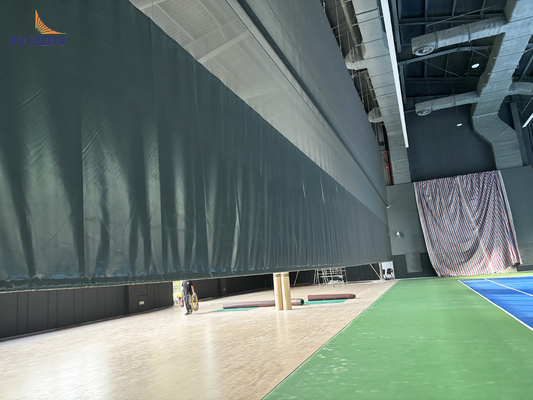 Dobra cena Kurtyna dzieląca z tkaniny o wysokiej wytrzymałości do wewnętrznych i zewnętrznych stref sportowych online