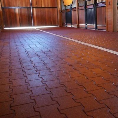 Dobra cena Ekologiczne gumowe płytki podłogowe z recyklingu z powierzchnią odporną na ścieranie online