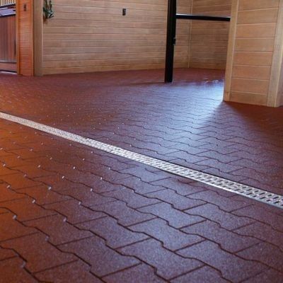 Dobra cena Blokujące gumowe maty podłogowe w kształcie kości psa SBR Gumowe granulki Materiał online