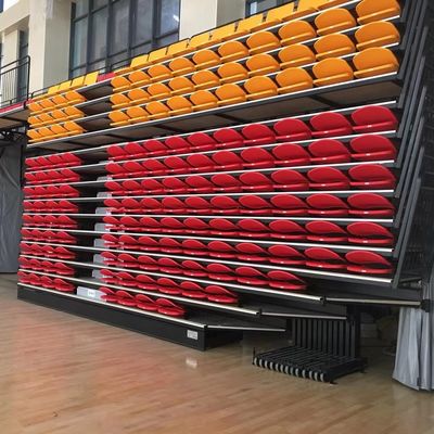 Tylne składane chowane siedziska wybielacza do krytej sali uniwersyteckiej