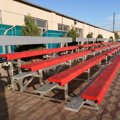 Dobra cena Przenośny stadion Zewnętrzne metalowe trybuny Materiał aluminiowy z plastikowymi siedzeniami online