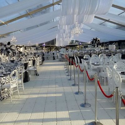 Antypoślizgowa przenośna podłoga eventowa blokująca do ochrony murawy