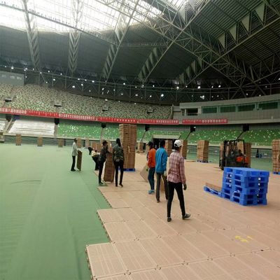 Dobra cena Blokujące podłogi z materiału PP, przenośne podłogi zewnętrzne do ochrony murawy online