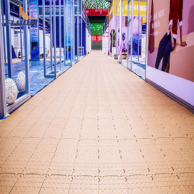 Podłogi do wydarzeń z polietylenu o wysokiej gęstości