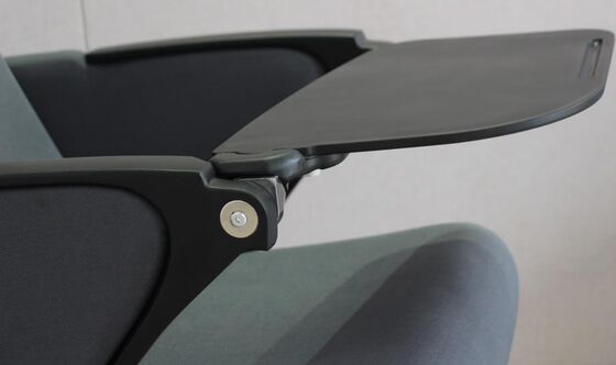 Dobra cena Odporne na plamy, łatwe w utrzymaniu, nowoczesne siedzenia teatralne do audytoriów i teatrów online